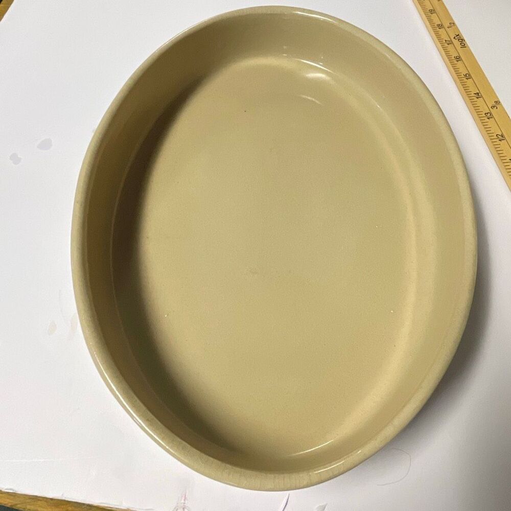 Vintage Pearsons of Chesterfield large tart or baking dish.